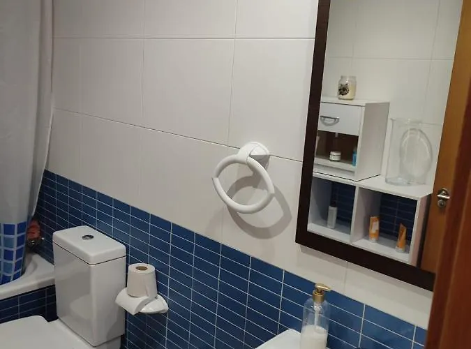 아파트 A *